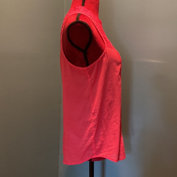 Gap Coral Cotton Top Size Small - Picture 4 of 13